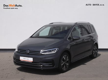 VW Touran Highline + R-Line exteriér 1,5TSI 110kW 7DSG