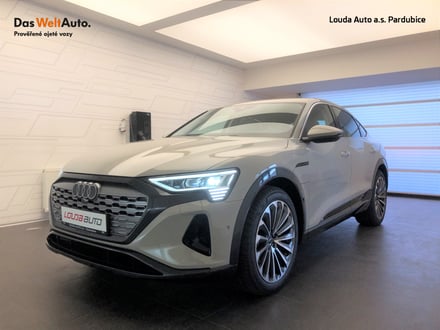 Audi Q8 e-tron 300