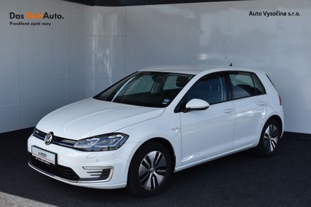 VW e-Golf 100 kW, tepelné čerpadlo, 7700km!
