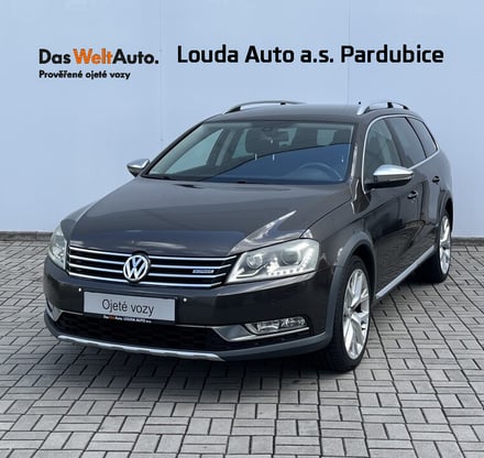 VW Passat Alltrack  2.0 TDI 125 kW automat ,