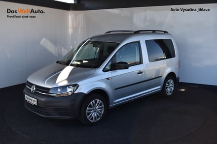 VW Caddy 2.0TDI 110kW DSG,tažné, najeto 17200km!!!