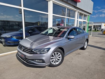 Volkswagen PASSAT 1.6 TDI DSG Business