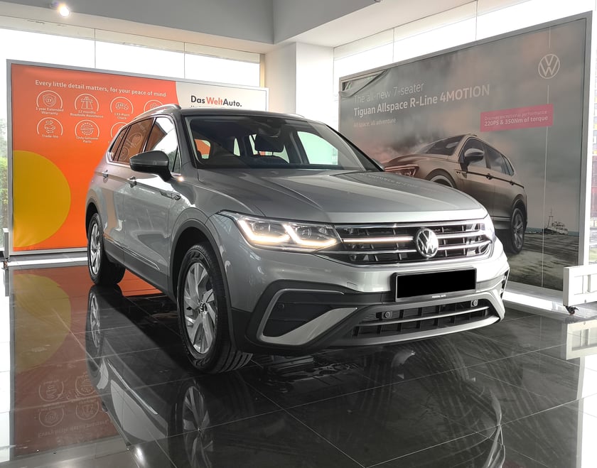 VW Tiguan Allspace Life IQ. DRIVE