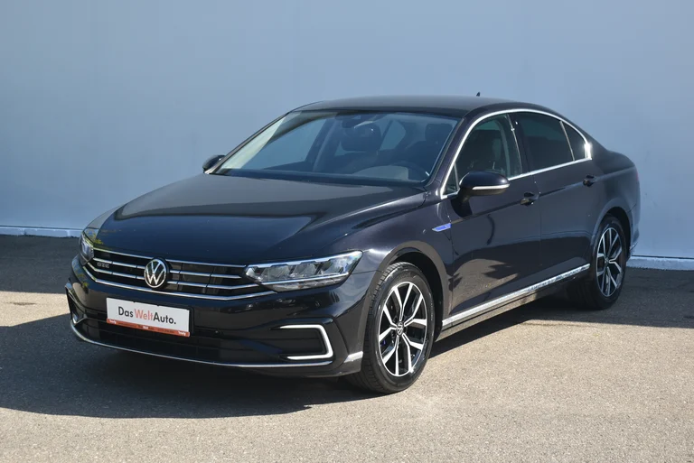 VW Passat GTE