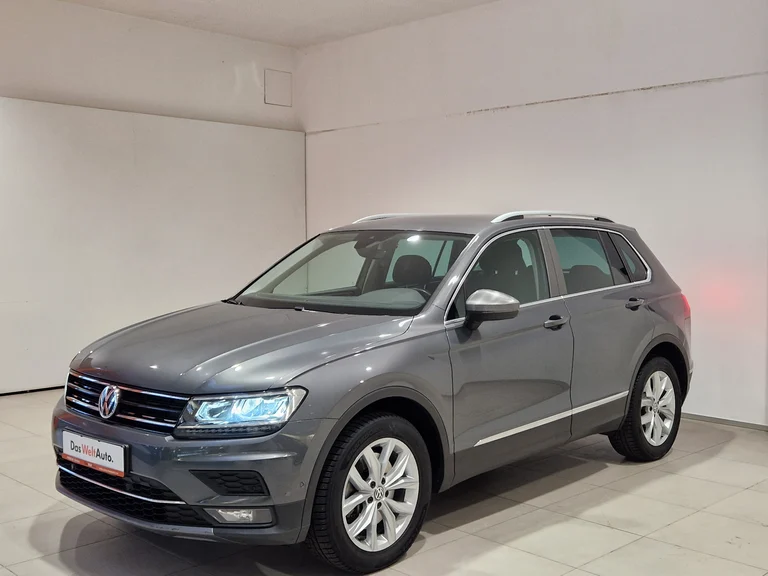 VW Tiguan
Highline 2,0 TSI DSG 4Mot