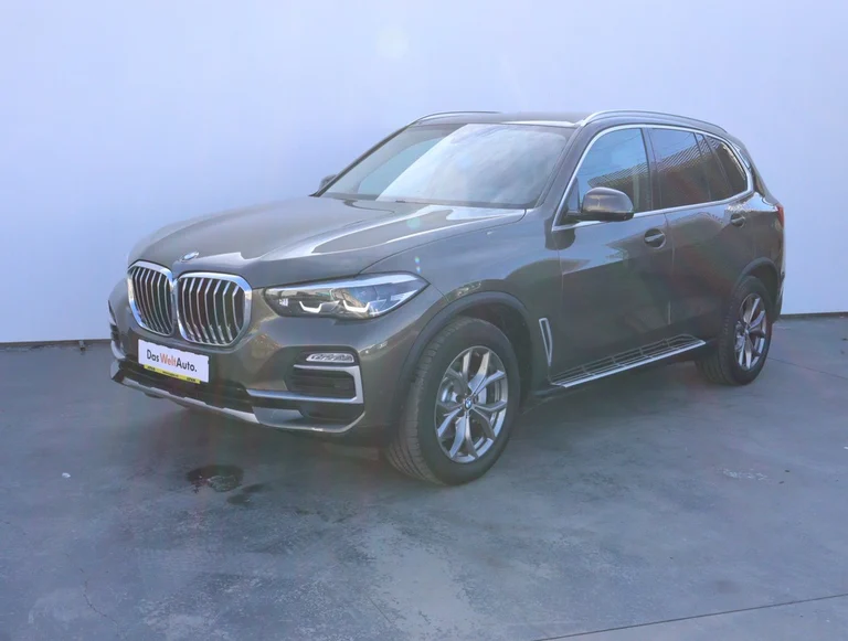 BMW X5
3,0D AUT.