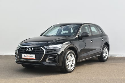 Audi Q5 50 TFSI e quattro 220 kW / 299 CP