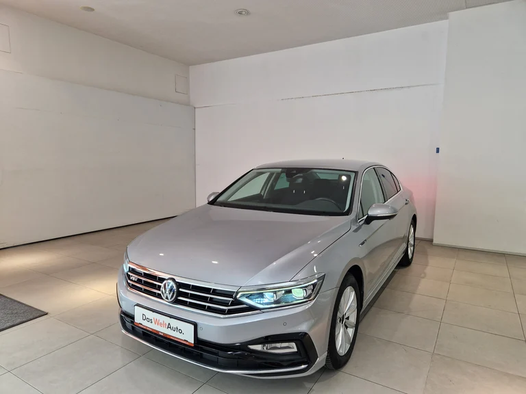 VW Passat Noul Passat Comfortline 1.6 TDI DSG