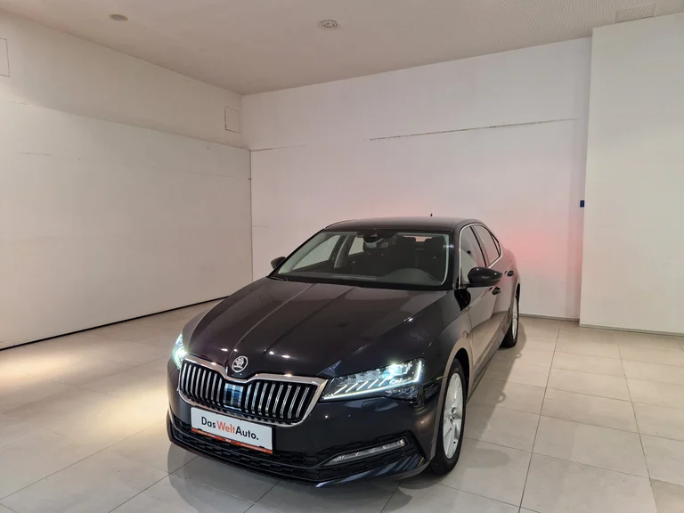 Škoda Superb
Ambition 2.0 TDI DSG Small Fleet