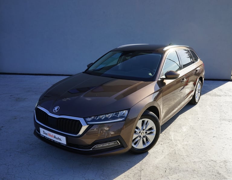 Škoda Octavia Combi AMBITION 2.0 TDI DSG