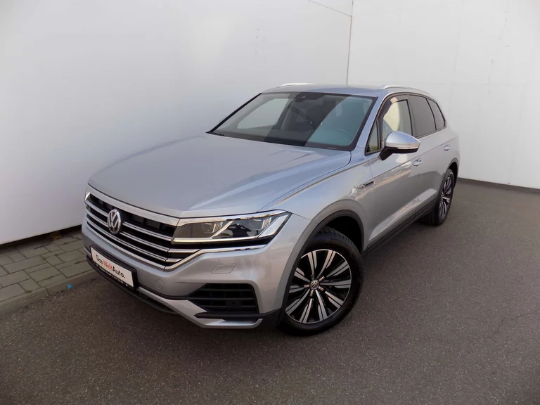 VW Touareg
Noul Touareg Style V6 TDI