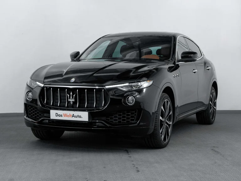 Maserati Levante
Q4