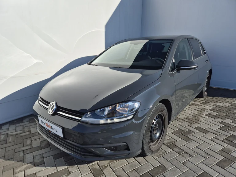 VW Golf
Trendline 1.6 TDI