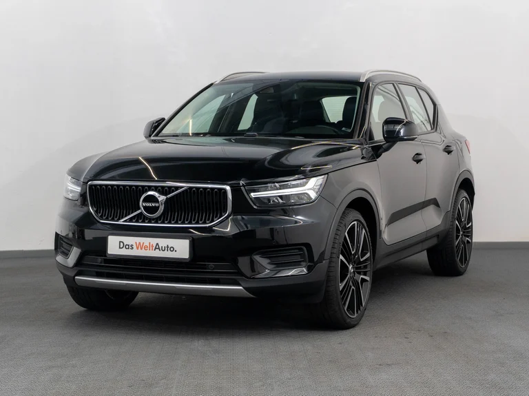 Volvo XC40 D4 Momentum Pro AWD Geartronic