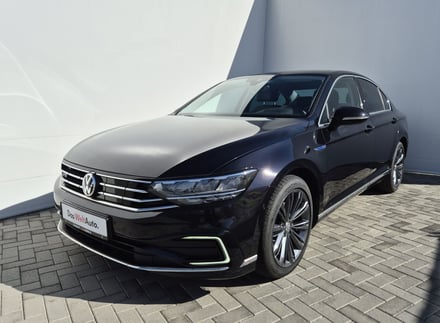 VW Noul Passat GTE 1.4 TSI 218 CP PHEV