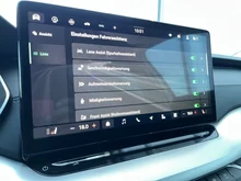 Škoda Octavia Combi Selection TSI mHEV DSG in Moon-Weiß Metallic