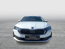 Škoda Octavia Combi Selection TSI mHEV DSG in Moon-Weiß Metallic