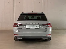Škoda Superb Combi Sportline 4x4 in hellgrau - metallic