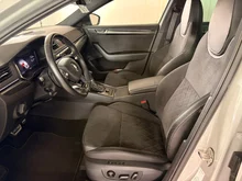 Škoda Superb Combi Sportline 4x4 in hellgrau - metallic