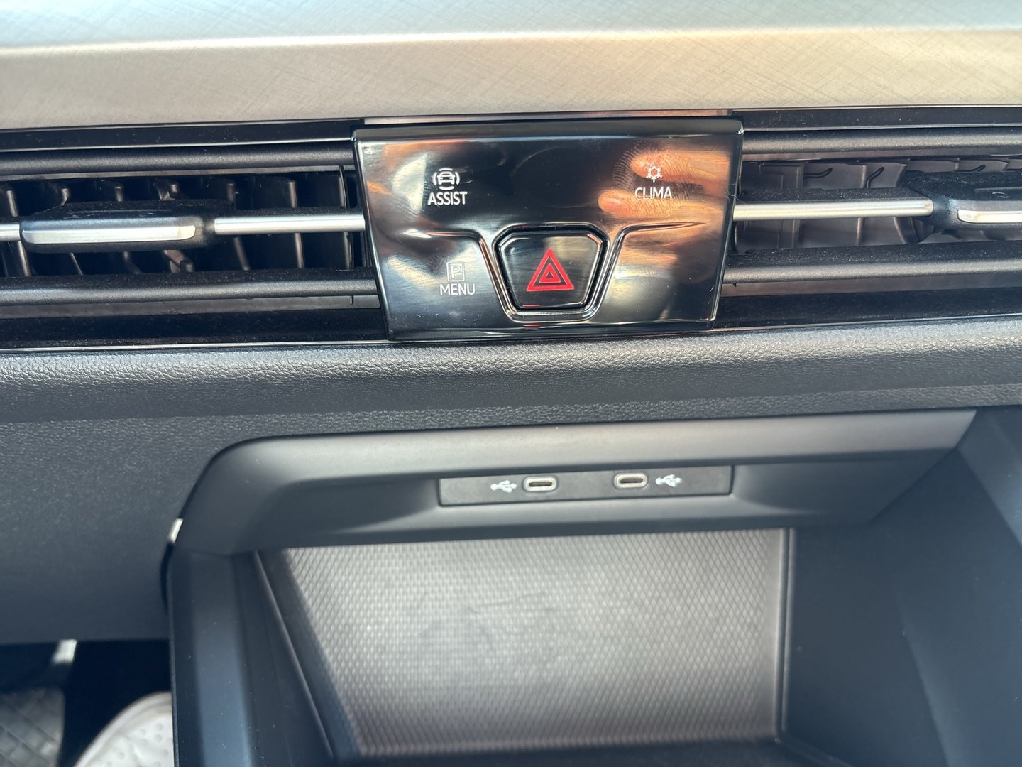 VW Golf Variant Life TDI | Bild 18 von 24