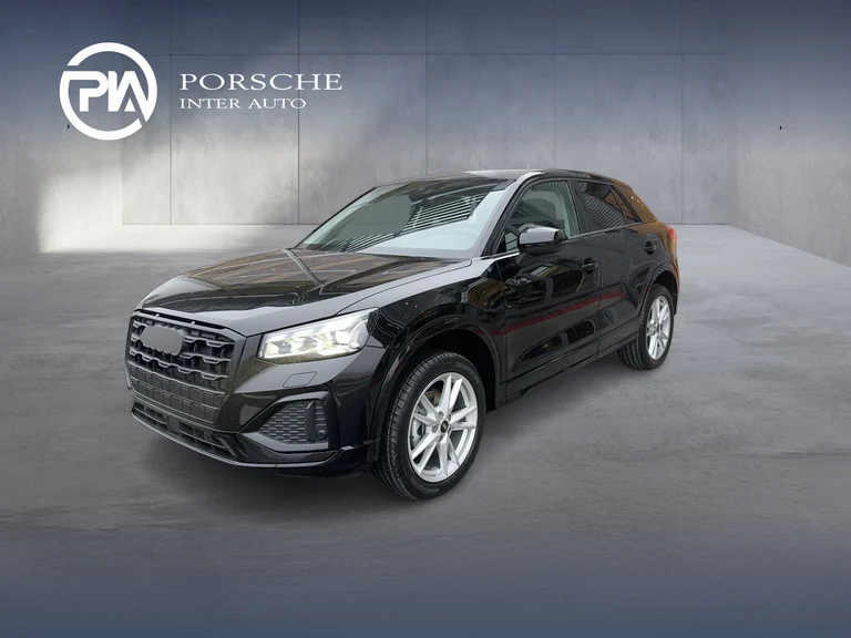 Audi Q2 35 TFSI admired
