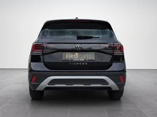 VW T-Cross 4Me TSI in Deep Black Perleffekt