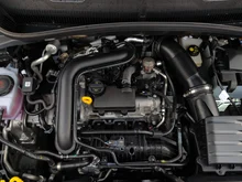 VW T-Cross 4Me TSI in Deep Black Perleffekt