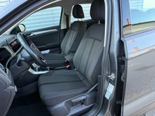 VW T-Roc Life TSI in Indium Grau Metallic