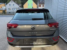 VW T-Roc Life TSI in Indium Grau Metallic