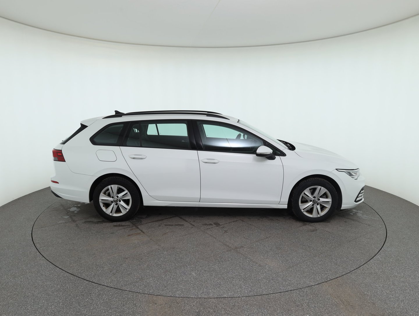VW Golf Variant Life TDI DSG | Bild 4 von 29