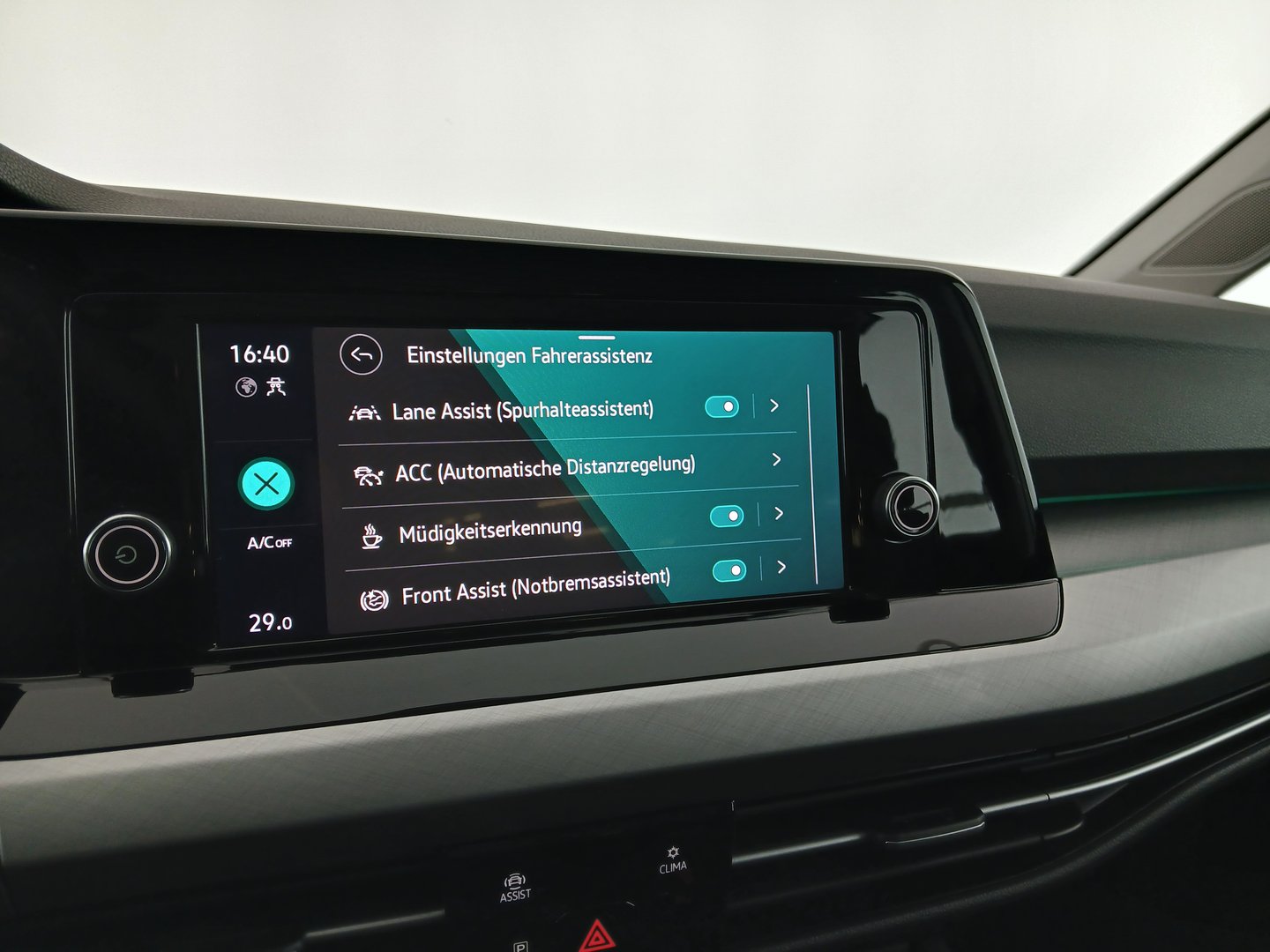 VW Golf Variant Life TDI DSG | Bild 20 von 29