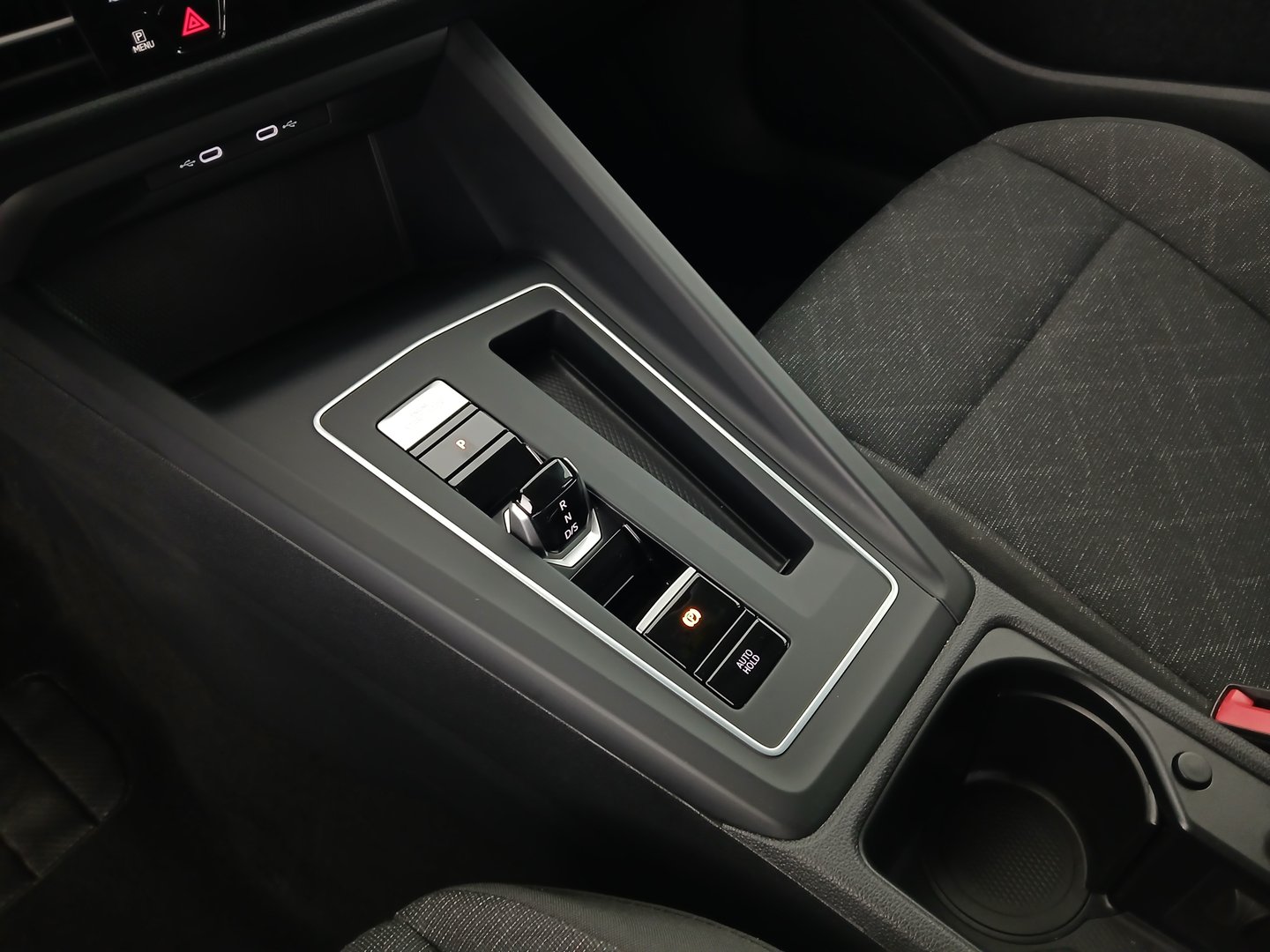 VW Golf Variant Life TDI DSG | Bild 25 von 29