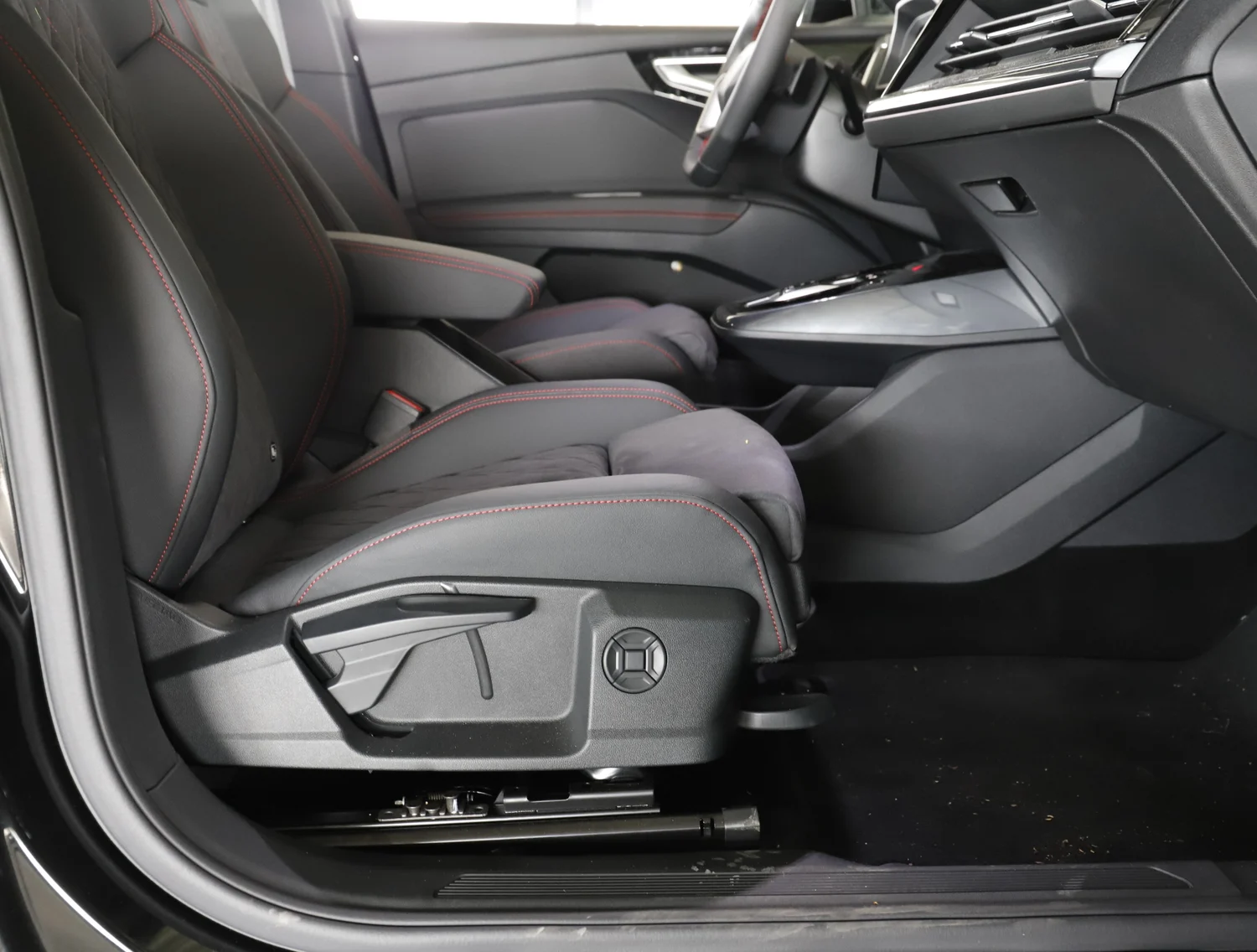 Bild eines Audi Q4 55 e-tron quattro
