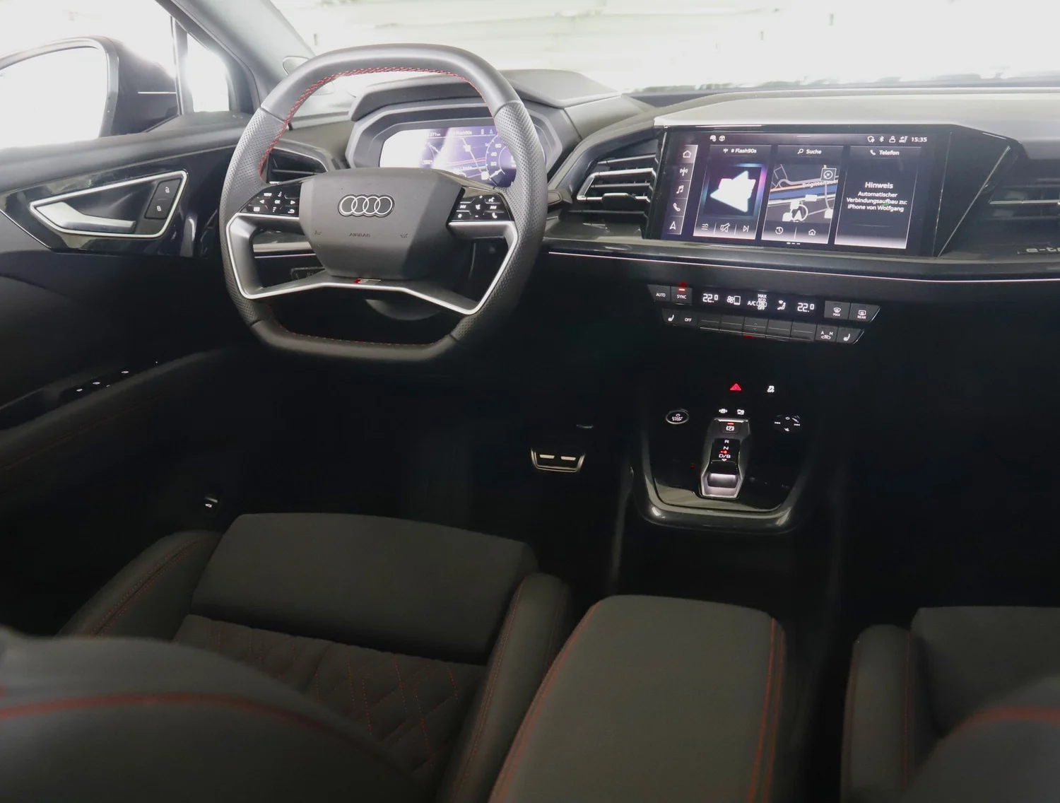 Bild eines Audi Q4 55 e-tron quattro