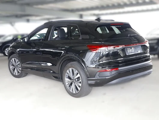 Bild eines Audi Q4 55 e-tron quattro