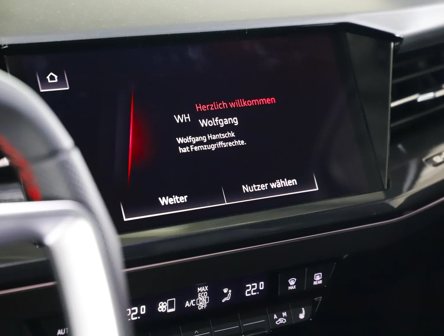 Bild eines Audi Q4 55 e-tron quattro
