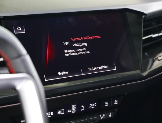 Bild eines Audi Q4 55 e-tron quattro