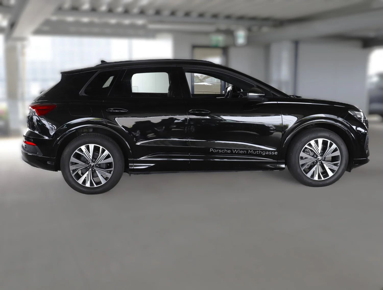 Bild eines Audi Q4 55 e-tron quattro