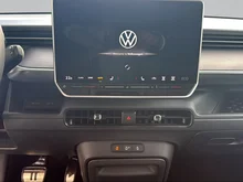 VW ID Buzz ID. Buzz Pro 4MOTION 250 kW in Starlight Blue Metallic