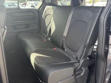 VW ID Buzz ID. Buzz Pro 4MOTION 250 kW in Starlight Blue Metallic