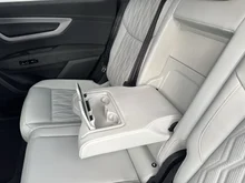 Audi Q7 TDI quattro 220 kW Signature Edition in Daytonagrau Perleffekt