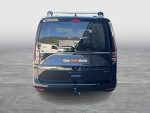VW Caddy Style TDI 4MOTION in Deepblack Perleffekt