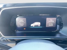 VW Caddy Style TDI 4MOTION in Deepblack Perleffekt
