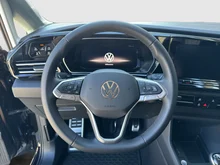 VW Caddy Style TDI 4MOTION in Deepblack Perleffekt