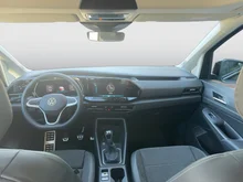 VW Caddy Style TDI 4MOTION in Deepblack Perleffekt