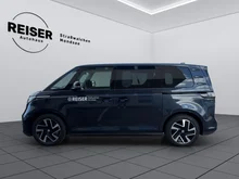 VW ID Buzz ID. Buzz Pro 4MOTION 250 kW in Starlight Blue Metallic