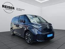VW ID Buzz ID. Buzz Pro 4MOTION 250 kW in Starlight Blue Metallic