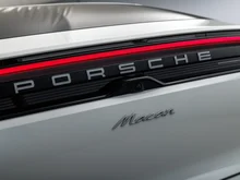 Porsche Macan in weiß