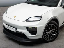 Porsche Macan in weiß