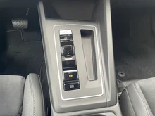 VW Golf Life mHEV TSI DSG in Pure White